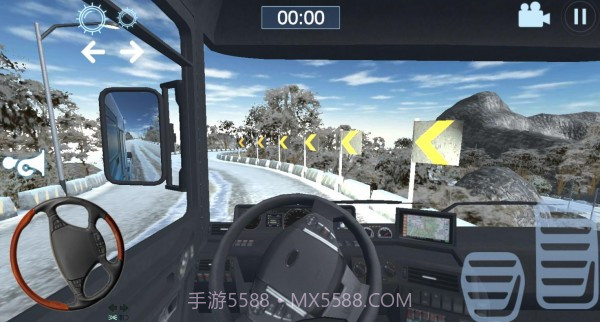 卡车模拟器雪山截图1