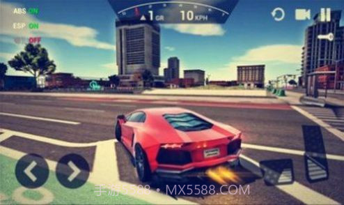 疯狂飞车世界截图1