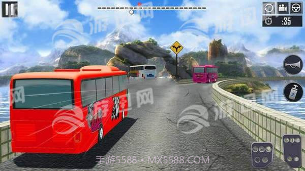 上坡公共汽车行驶手机版截图3 上坡公共汽车行驶手机版截图3